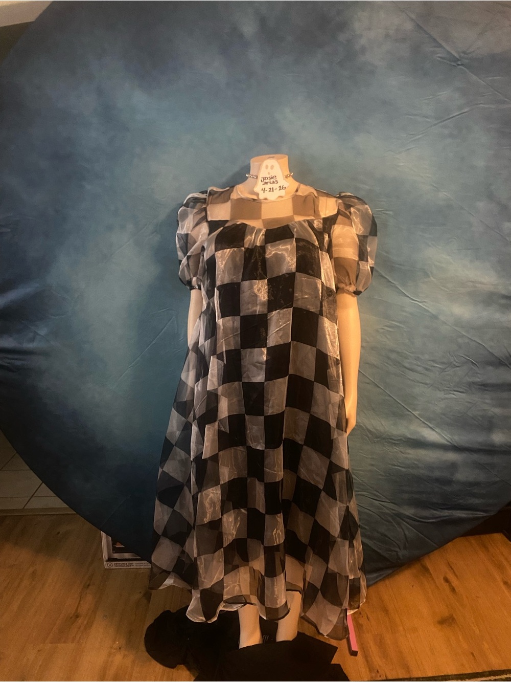 Dressed in LALA Checkerboard Puff-Sleeve  Dress in Black and white - Picture 3 of 3